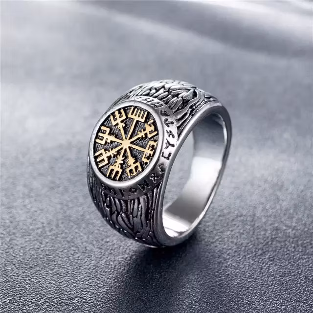 Ring Vegvisir Runeskript