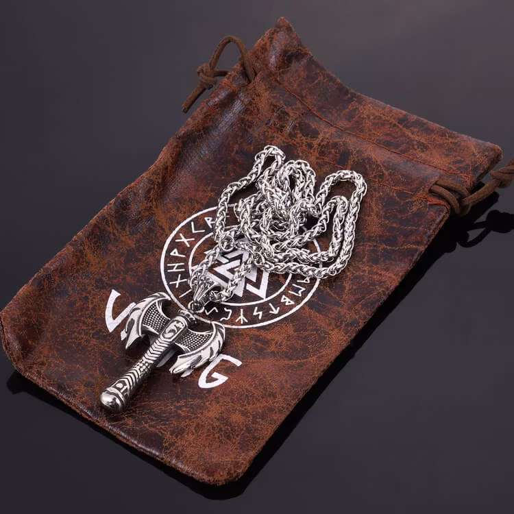 Halsband Battle Axe