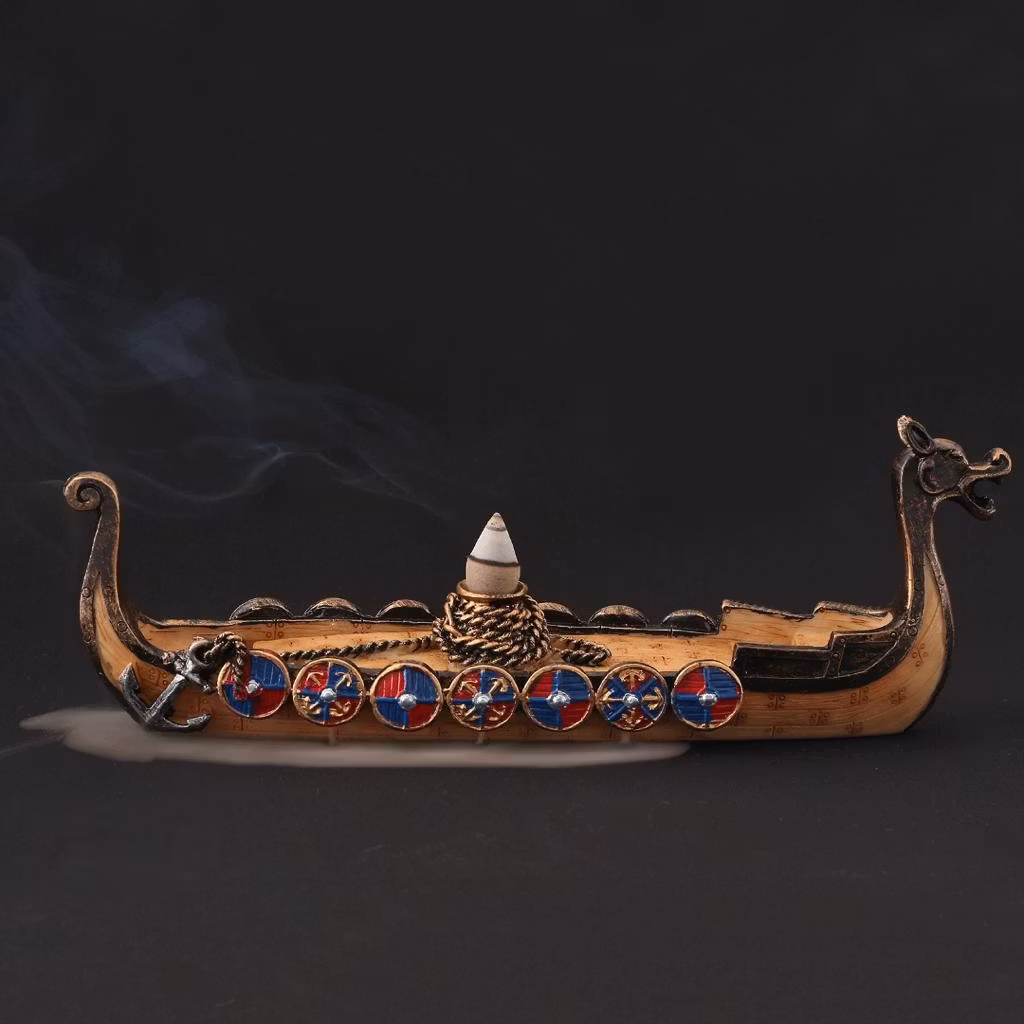 Vikingabåt med rökelse