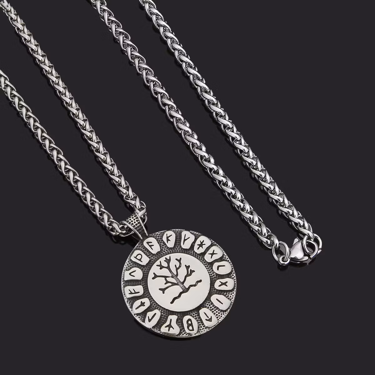 Halsband Yggdrasil Futhark
