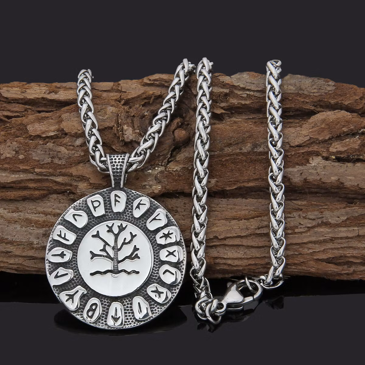 Halsband Yggdrasil Futhark