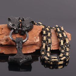Halsband Black Golden Wolves