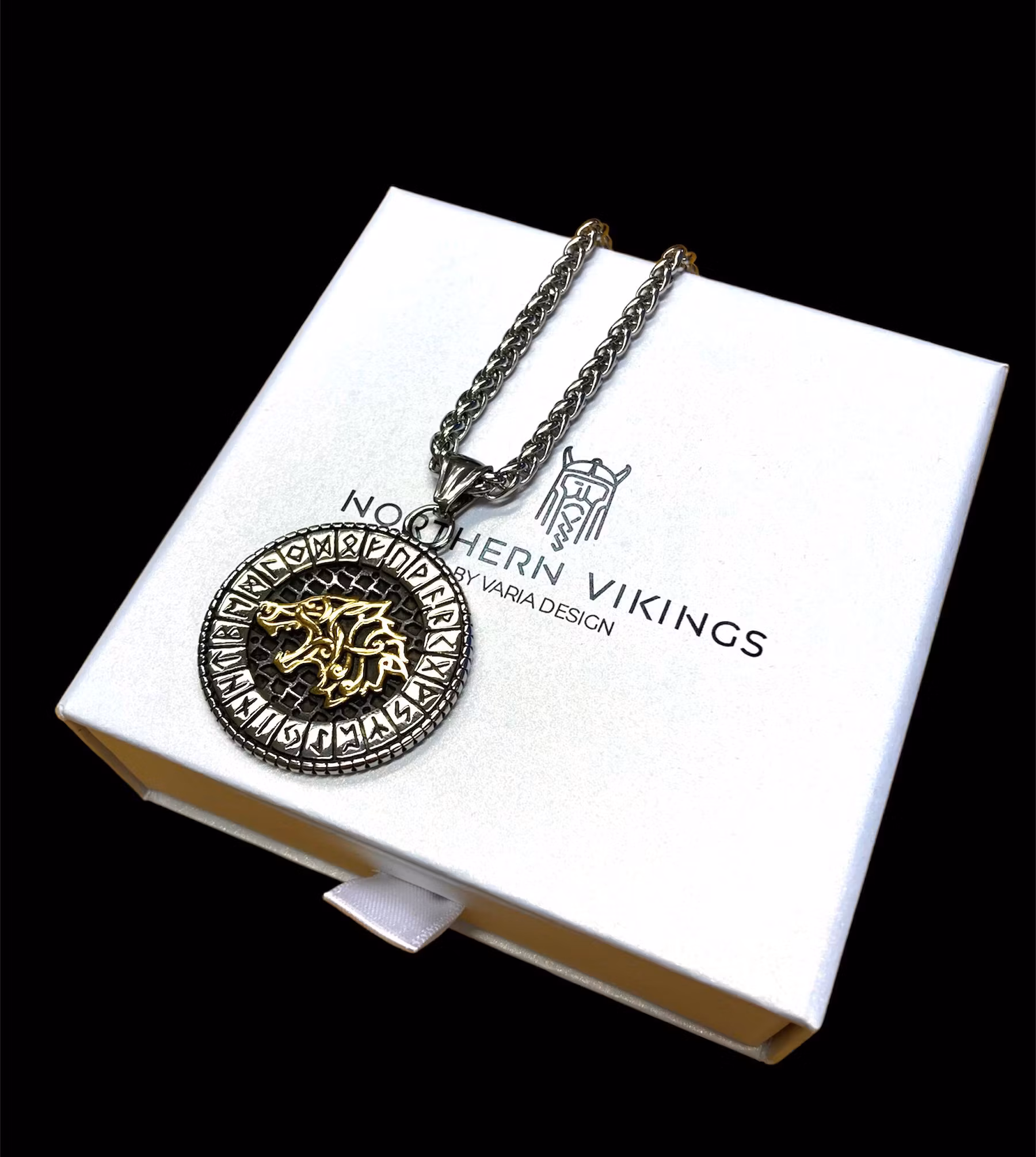 Necklace Fenrir Futhark