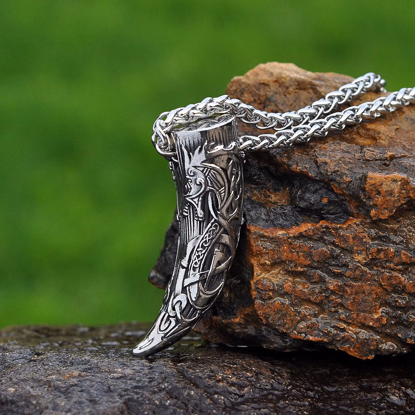Halsband Horn of Viking