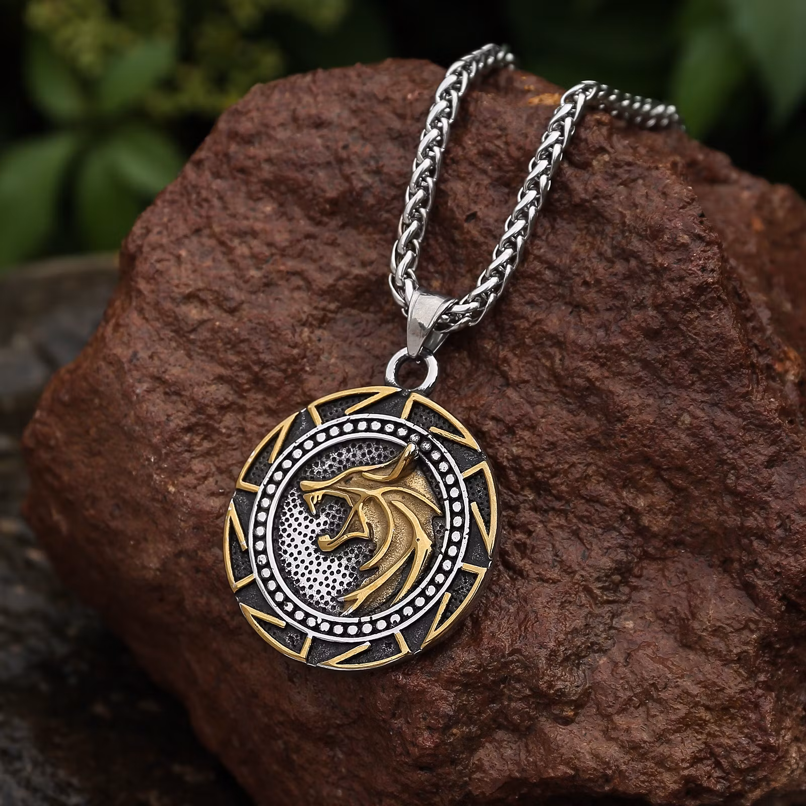 Halsband Freke Futhark