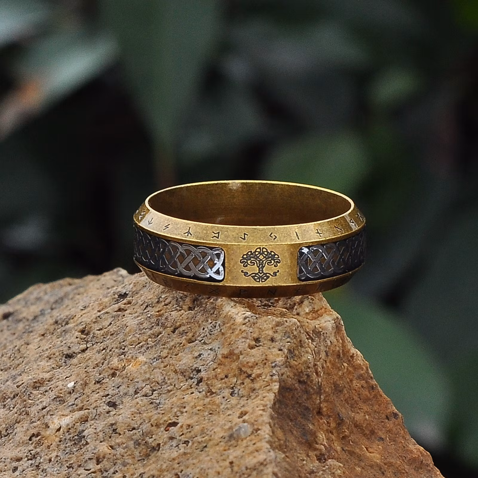 Ring Yggdrasil Runskrift Brons