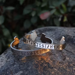 Armband Tor Futhark (Flera färger)