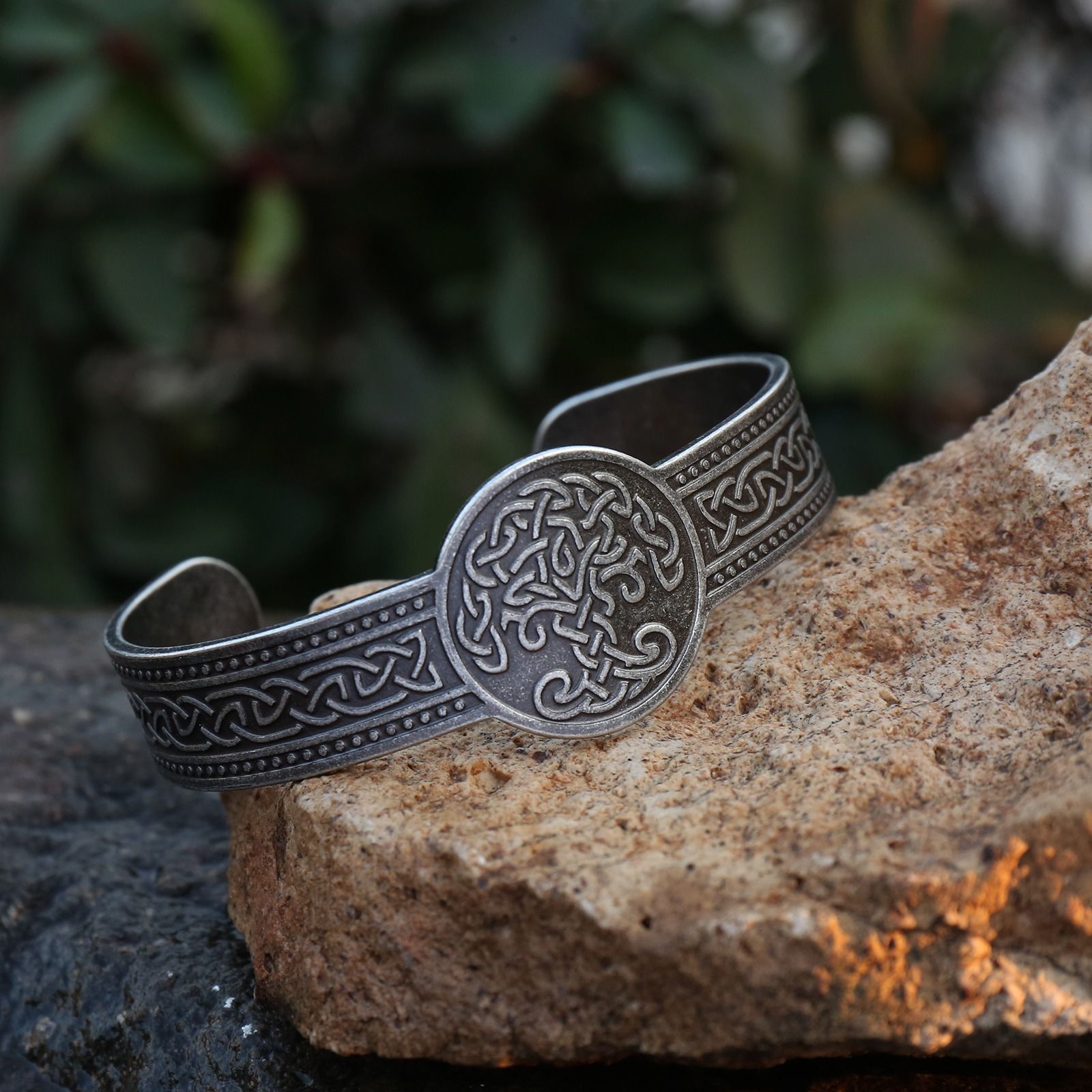 Armbånd  Yggdrasil Celtic