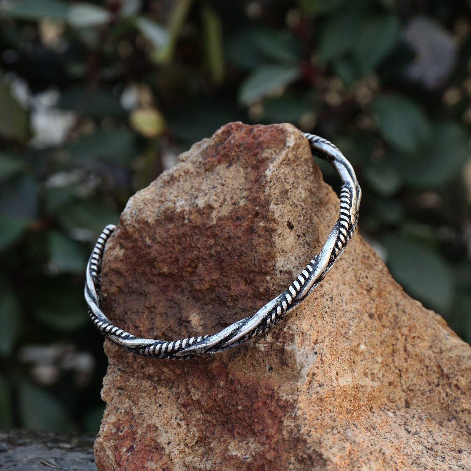 Armband Twisted (Flera färger)