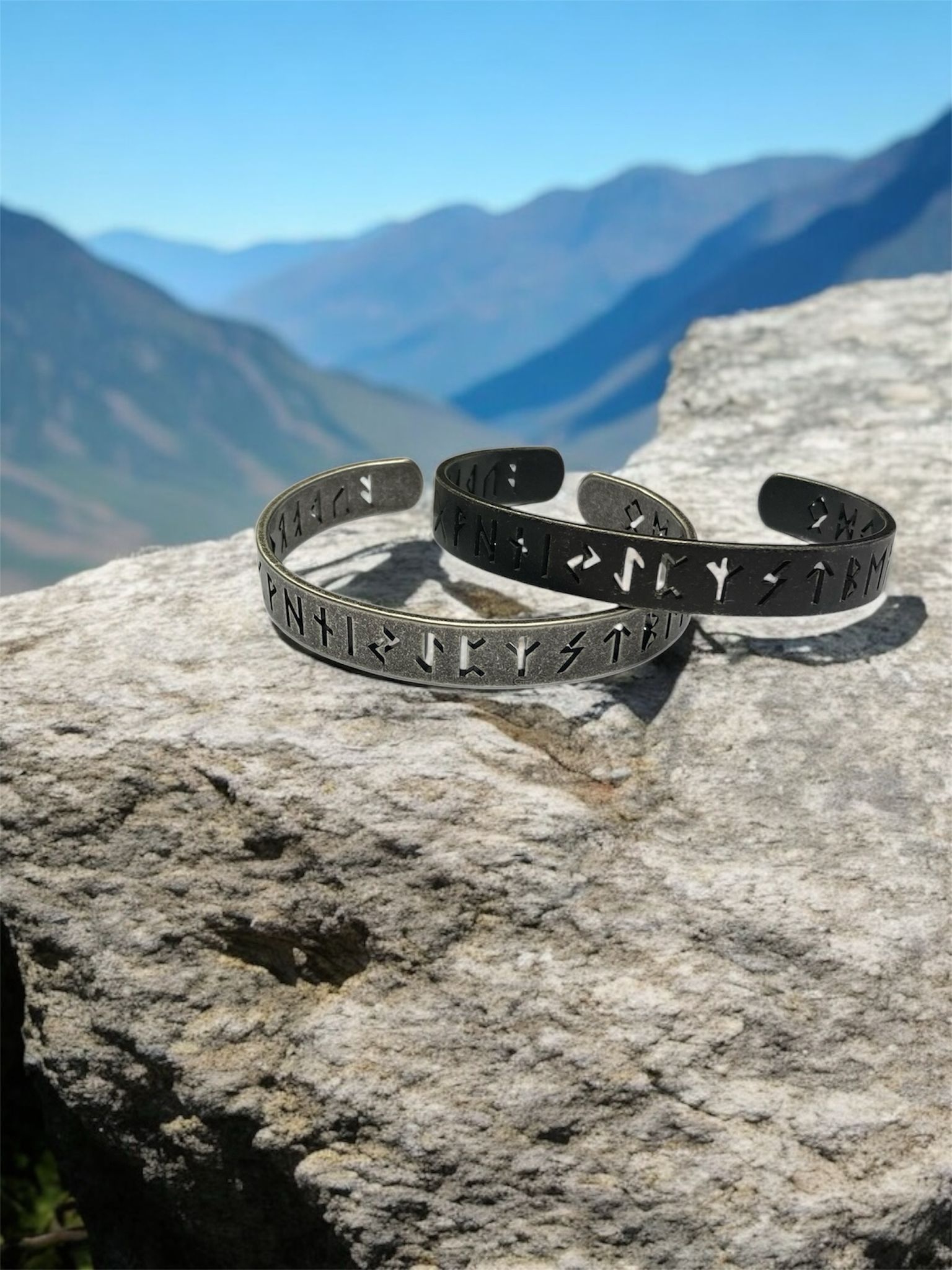 Armbånd Futhark  (Flere farver)