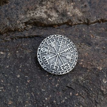 Brosch Vegvisir