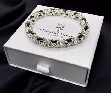 Armband Kungslänk i 925 silver med gummi detaljer