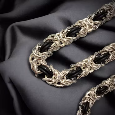 Armband Kungslänk i 925 silver med gummi detaljer