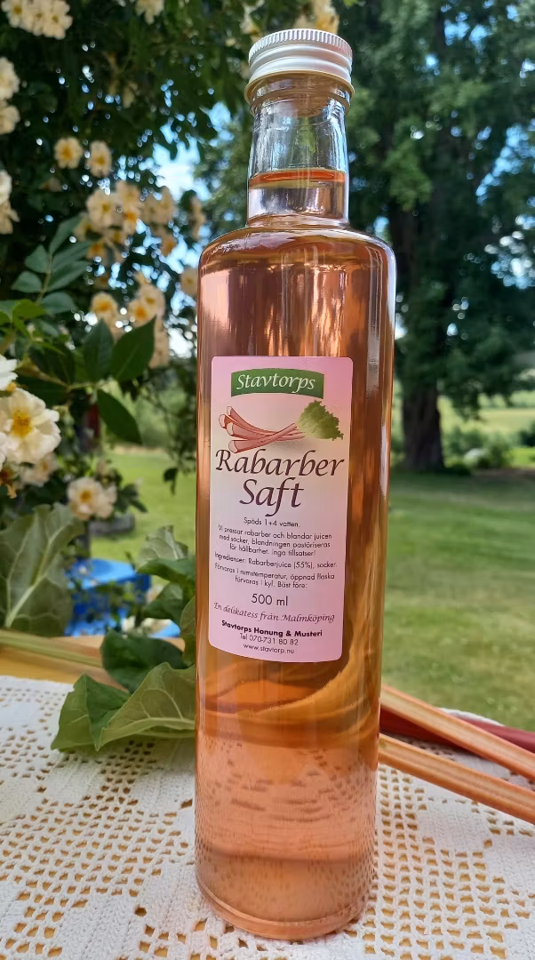 Kallpressad rabarbersaft