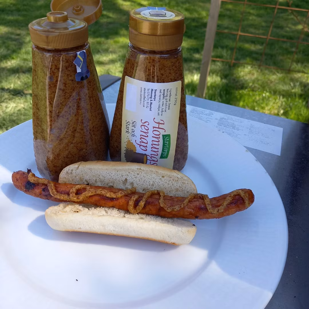 Söt stark honung senap bara sötad med honung