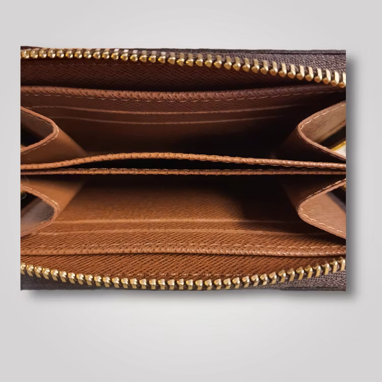 Louis Vuitton Pre-owned Zippy Coin Purse Monogram-SH2021-206