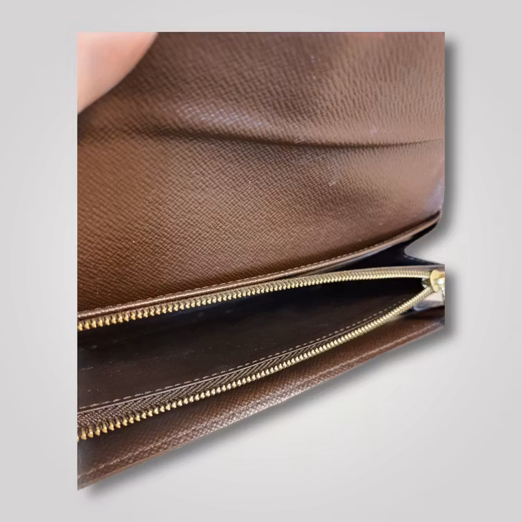 Louis Vuitton Pre-owned Zarah Wallet Damier Ebene-SH2021-290