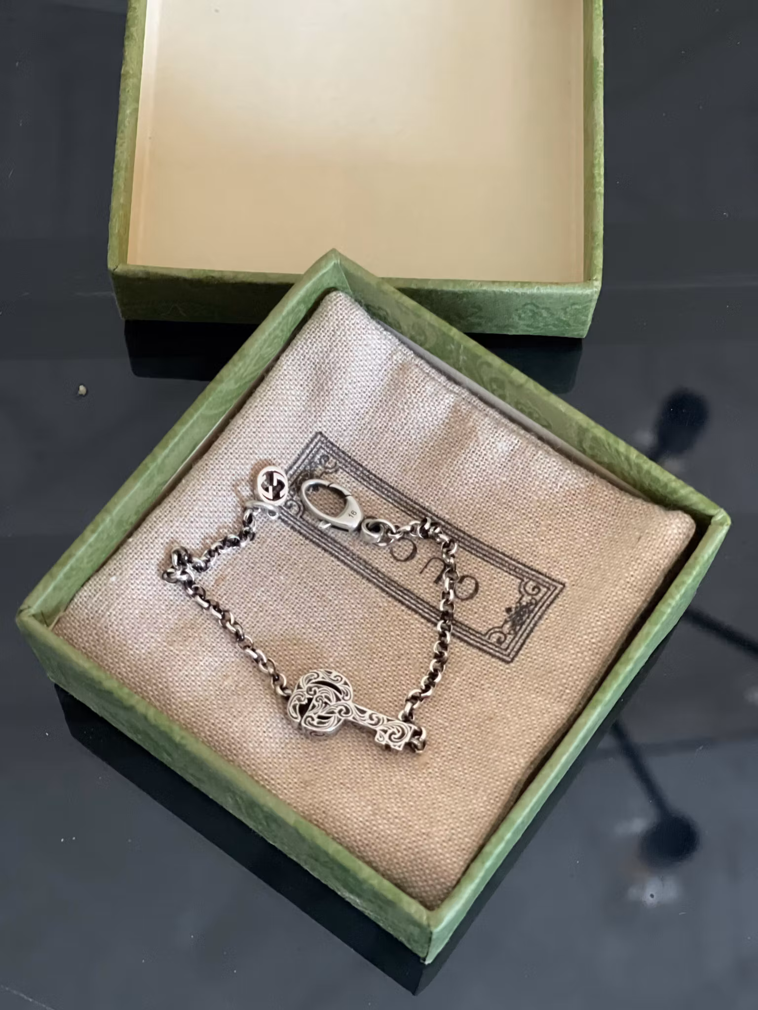 Gucci Pre-owned Bracelet Key Charm