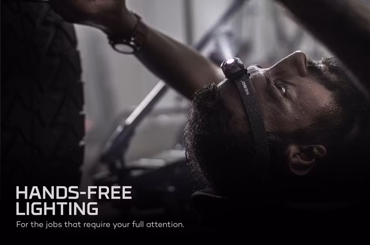 NEBO Mycro pannlampa/Kepslampa, 400 Lumen - Demoex