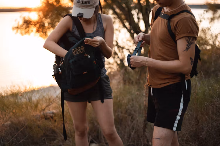 NEBO Mycro pannlampa/Kepslampa, 400 Lumen - Demoex