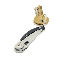 True Skeletonknife