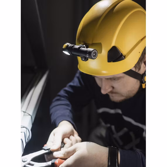 Armytek Hjälmfäste Slot