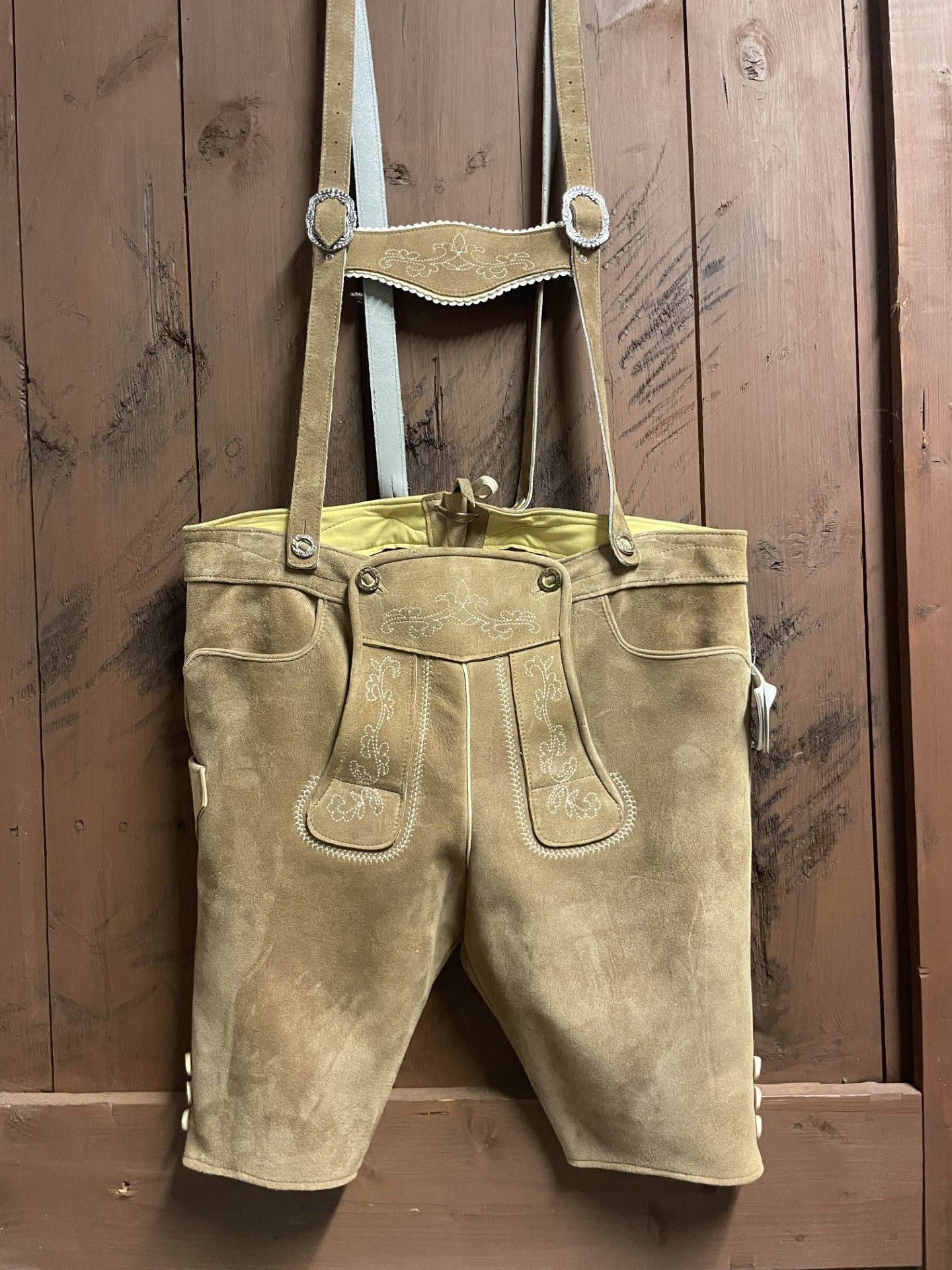 Arnold Weiss " ljus mocca med hängsle " , Beige
