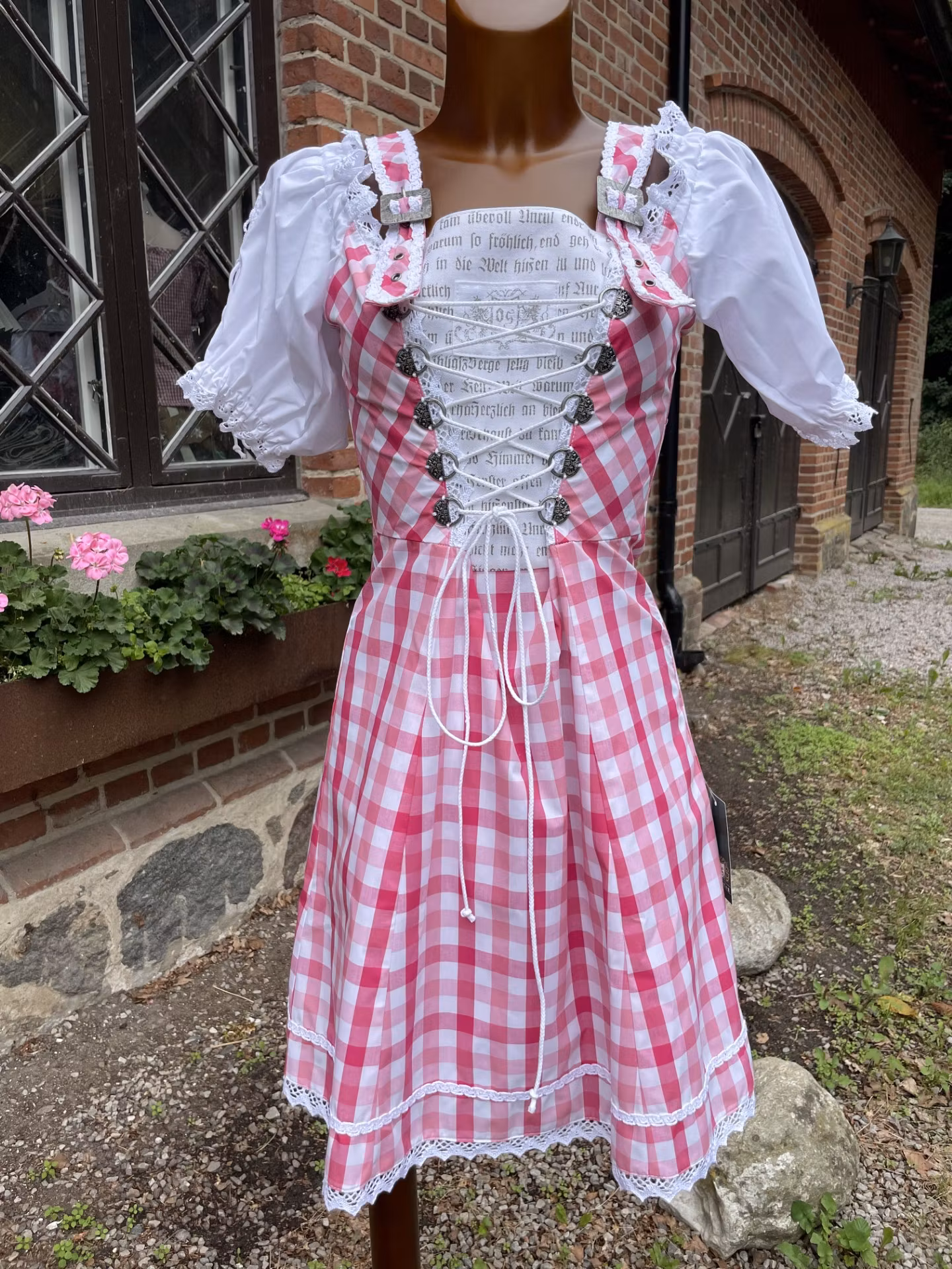 Os Trachten " Rosa rutig " dirndlklänning