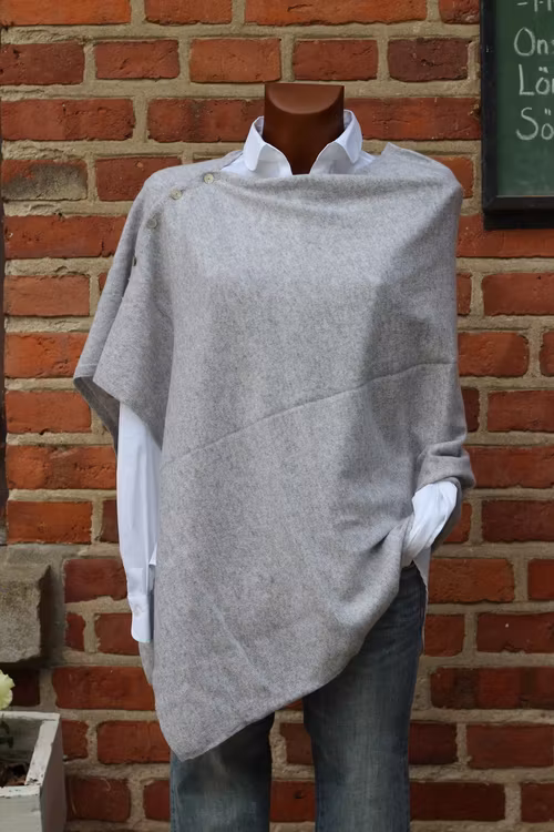 Brilliant cashmere poncho, flera färgställningar