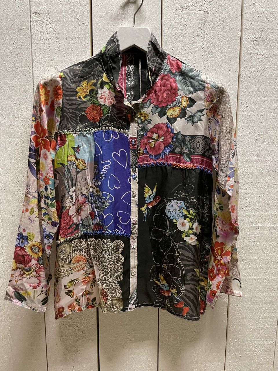 Johnny Was " zippy Julia button up " blus