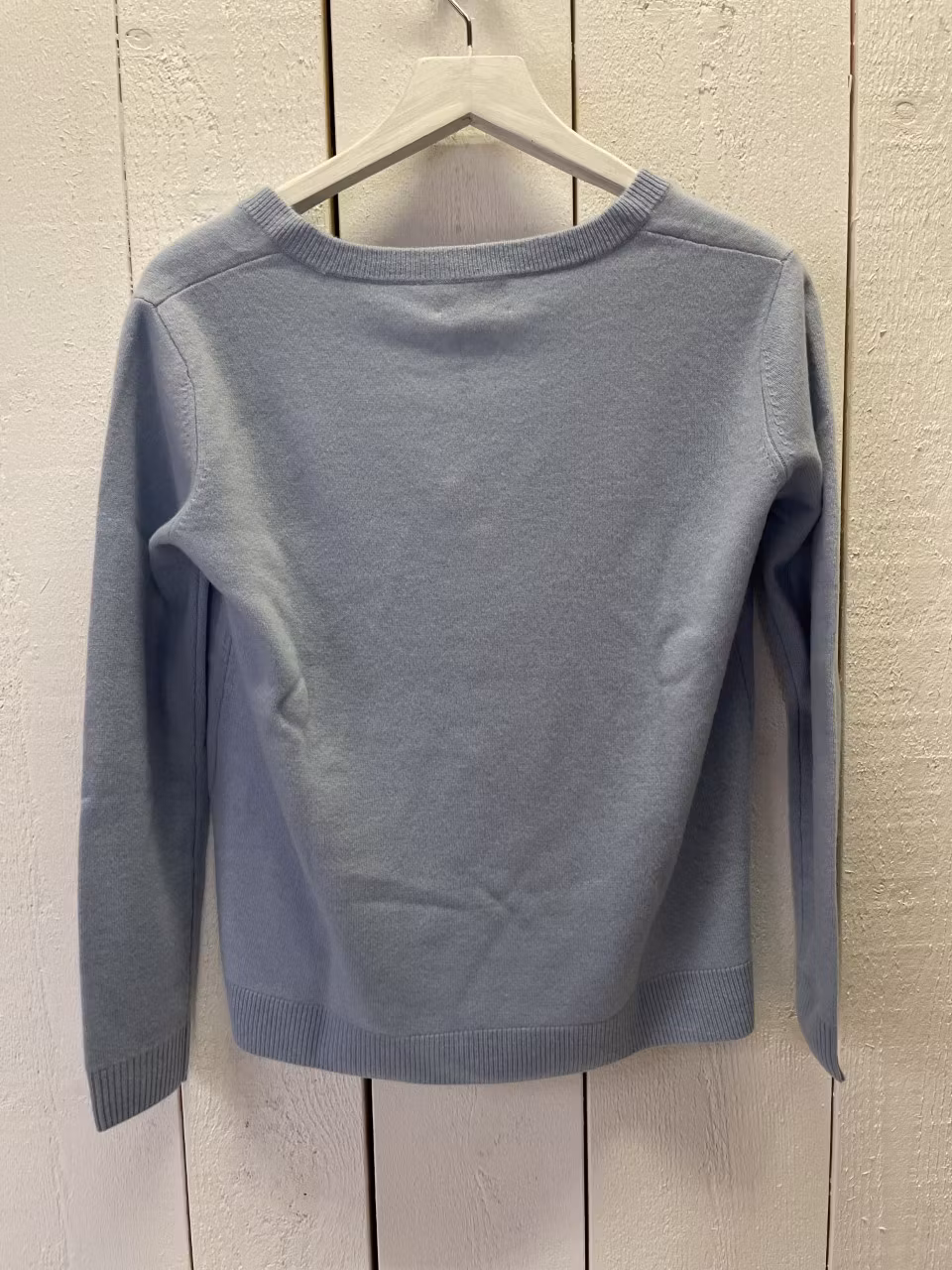 Rosas V-ringad cashmere tröja "Sky Blue"
