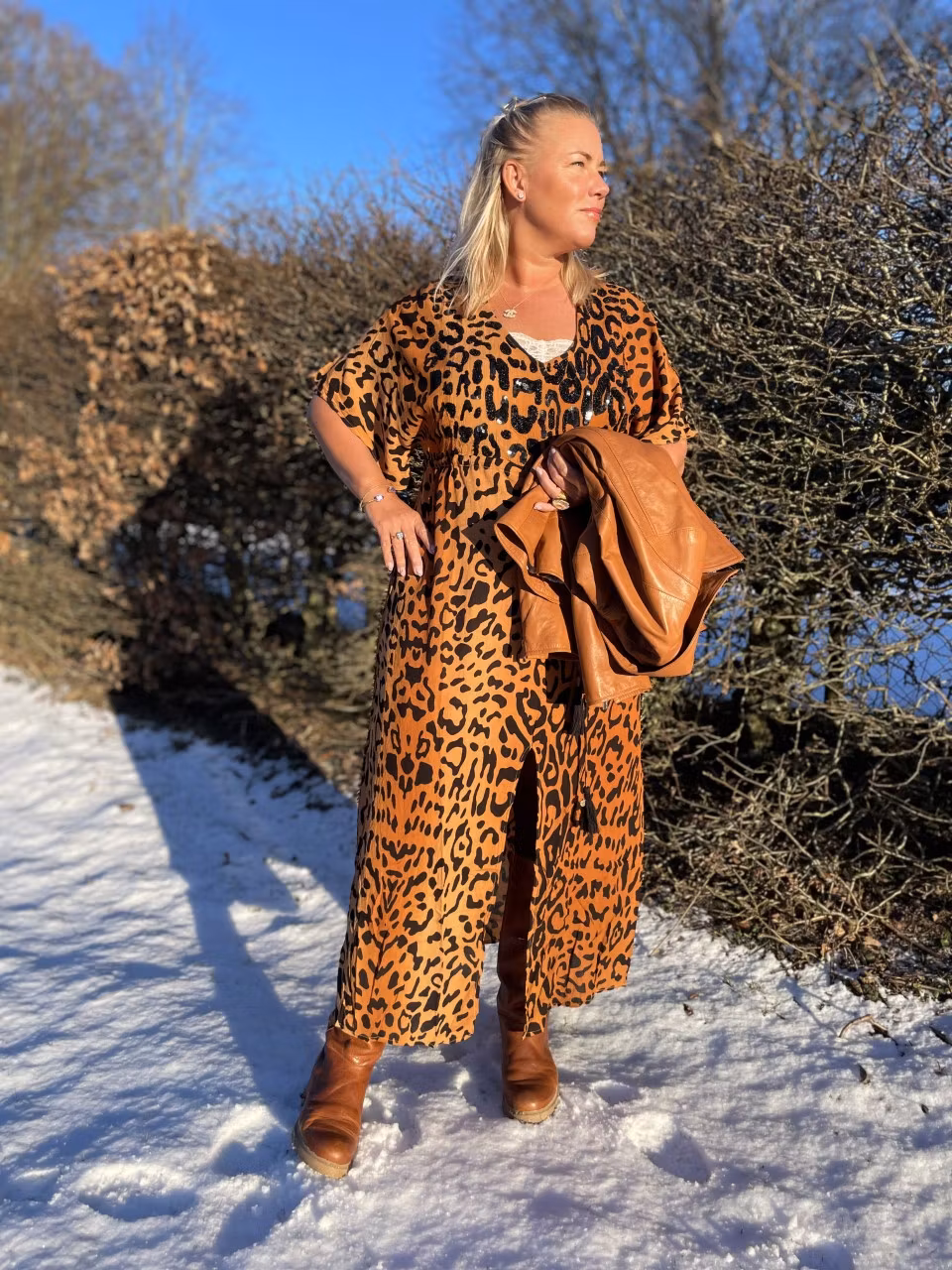 LOLA CASADEMUNT  " Leopard klänning " med kort ärm
