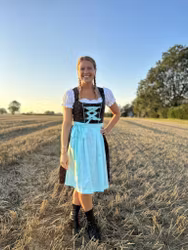 Ramona Lippert "Elisabeth", Mökbrun / mint