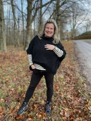 Oui randig tröja med fina knappar