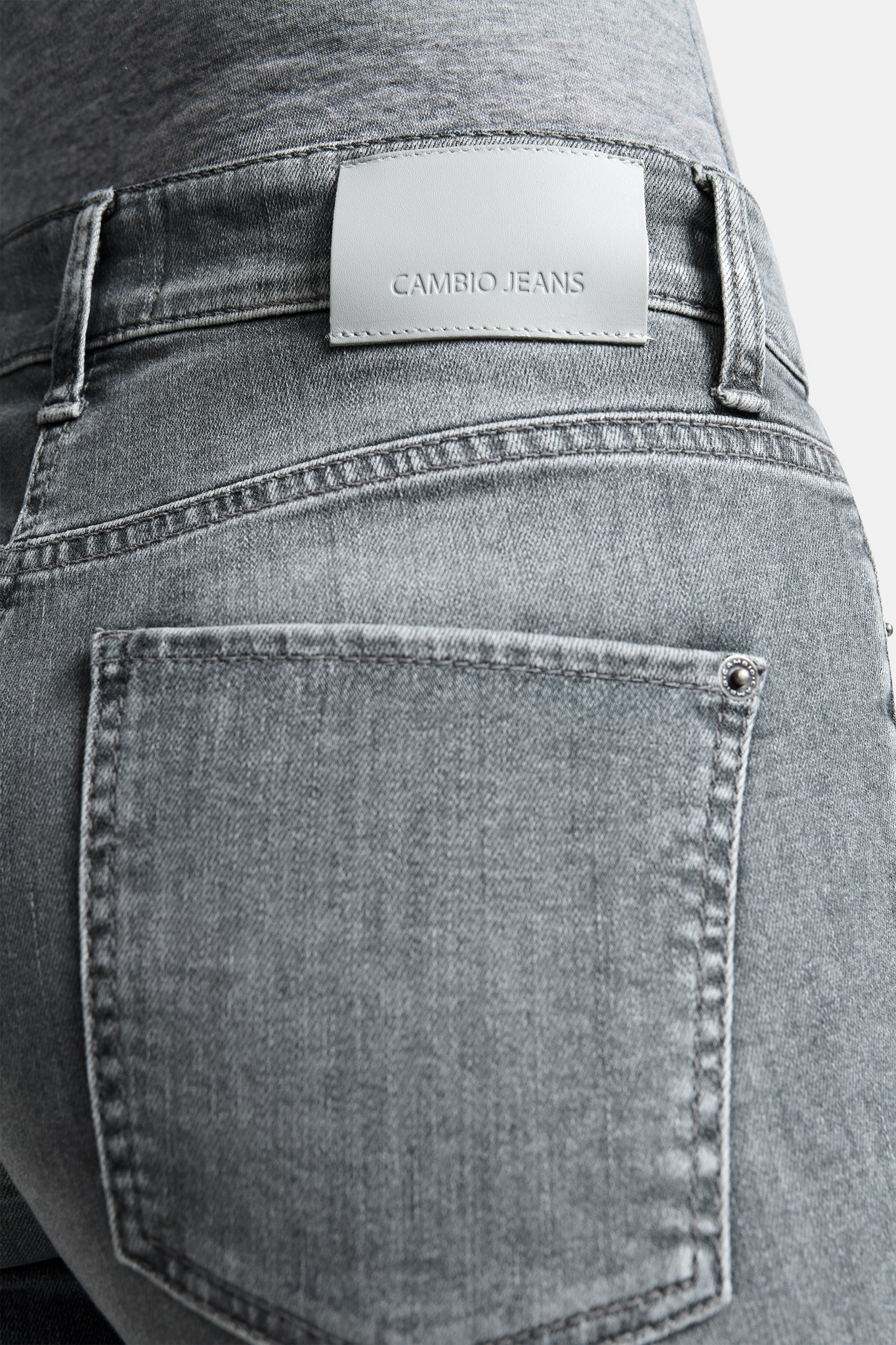 Cambio " Piper short" strassdetaljer , grå