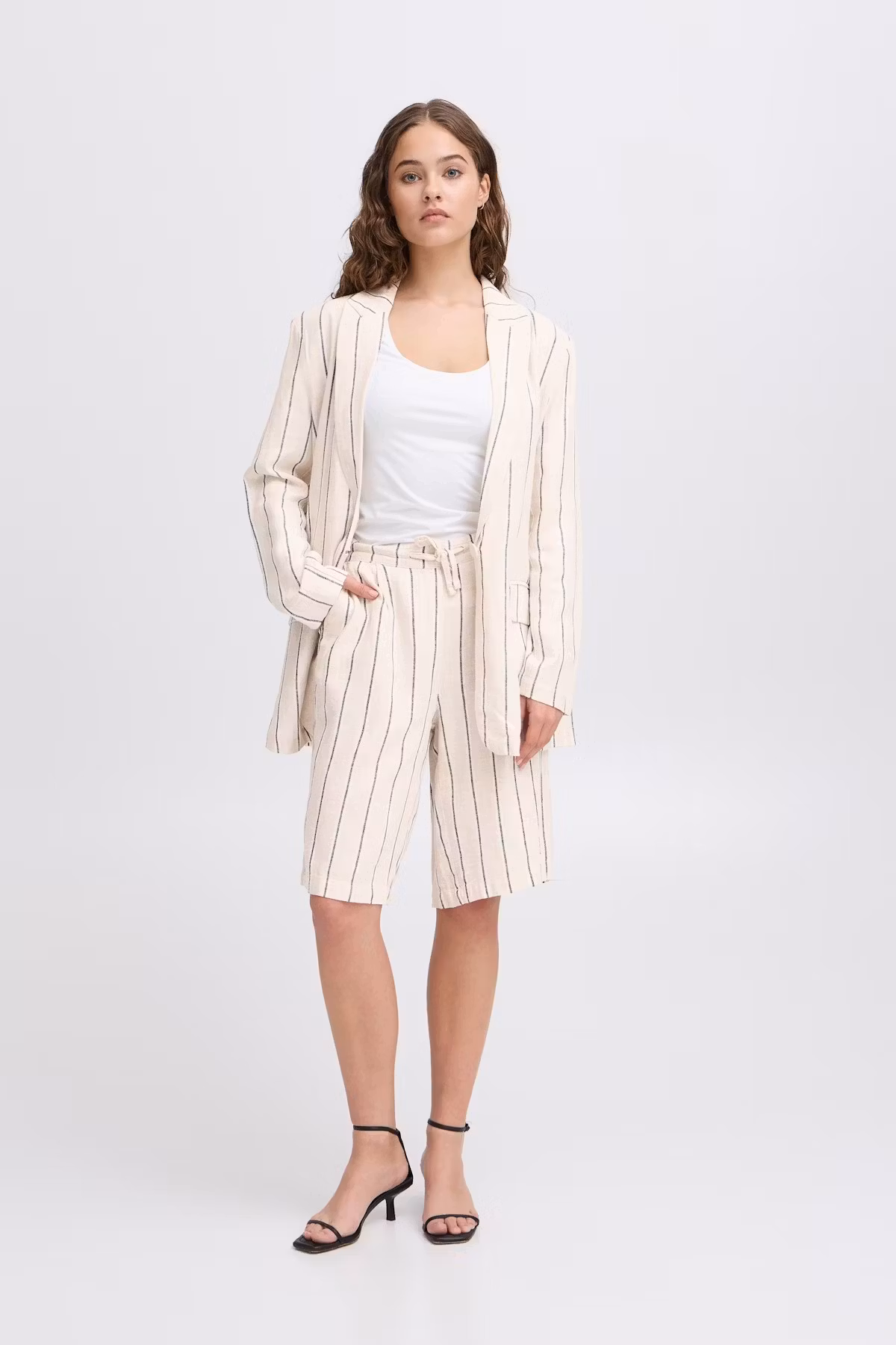 ICHI shorts " LINNO", Ecru stripe