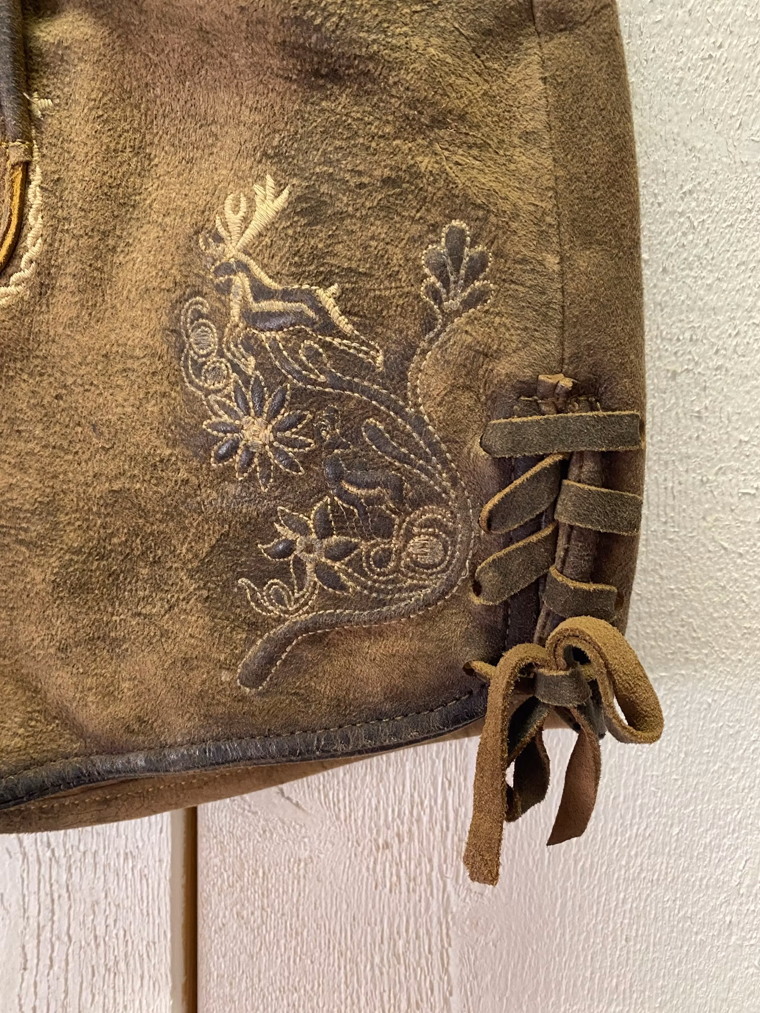 Lederhosen Mail ZV Antik Hopfen