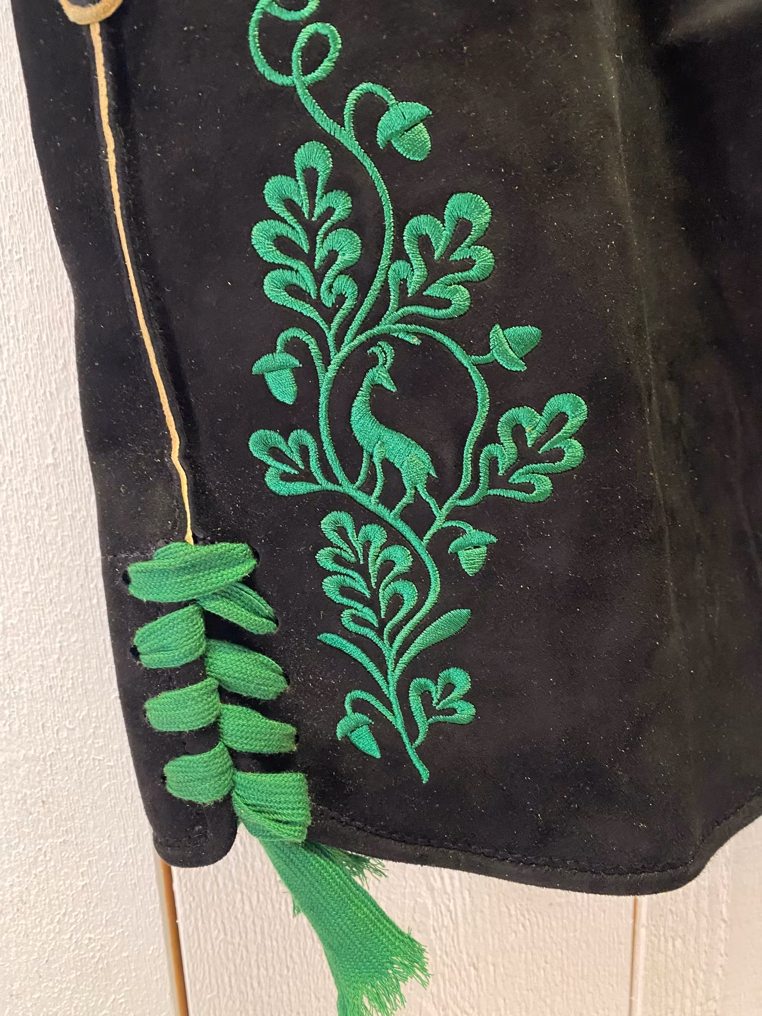 Schweigert's" Erlensee Wild" med hängsle, Schwartz