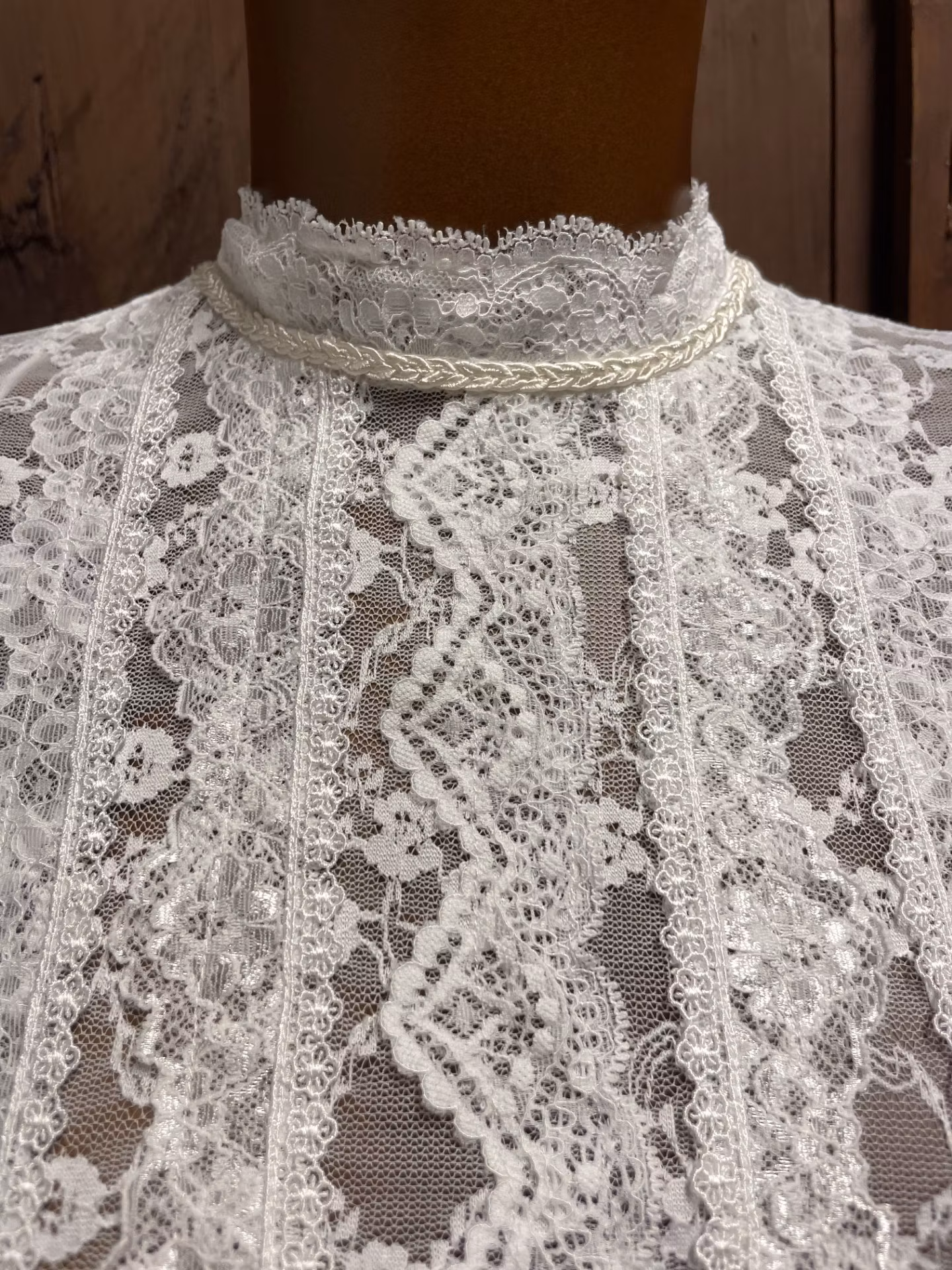 Krüger " Simona " Dirndl blus , ecru