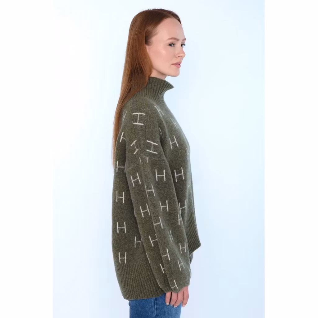 HÉST " Fam sweater" short, Winter Moss