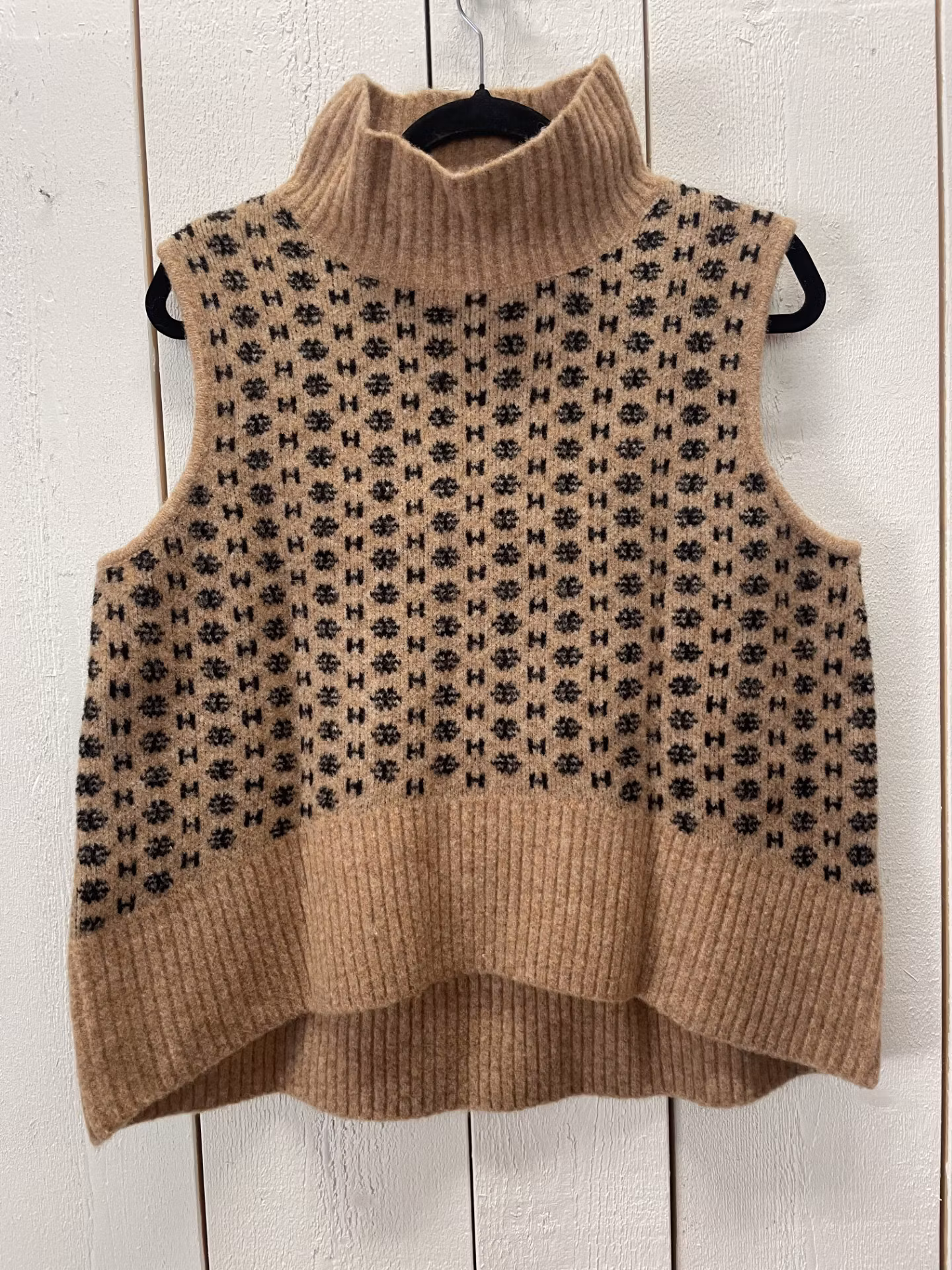 HÉST Väst " Logo " , Beige