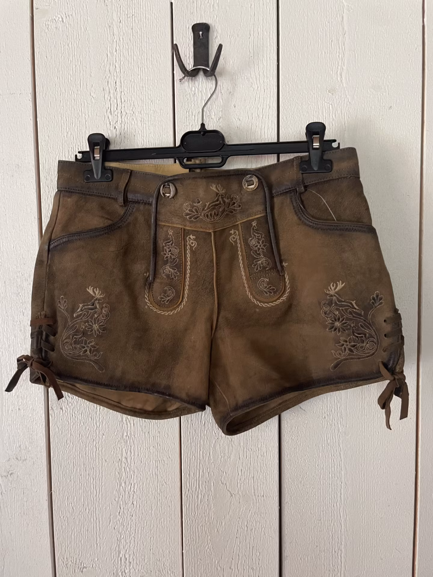 MADDOX Lederhosen dam "Maila ZV Antik" , Hopfen