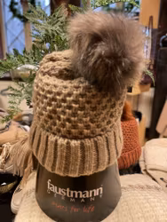 Faustmann Mössa med tofs, Beige