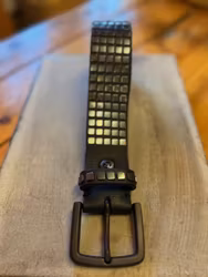 B.BELT " Metall kvadrater " , svart