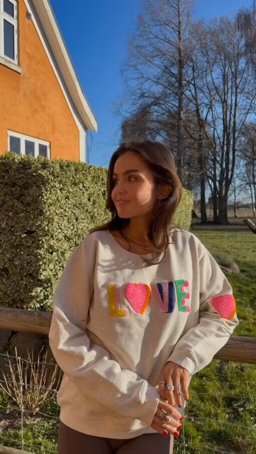 Rosas Sweater " LOVE " , Grey melange