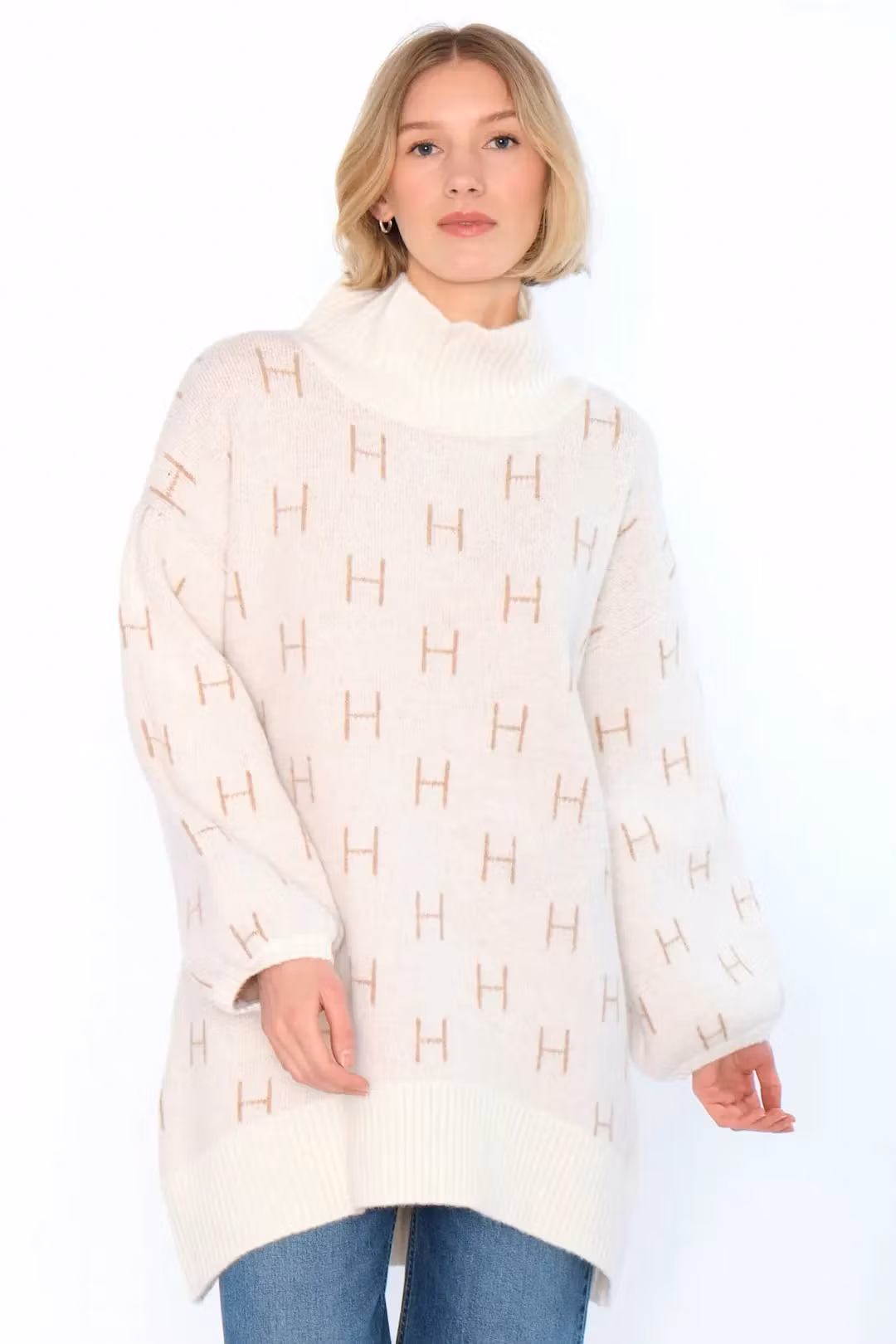 HÉST " Fam knit sweater " Long  , Creme White