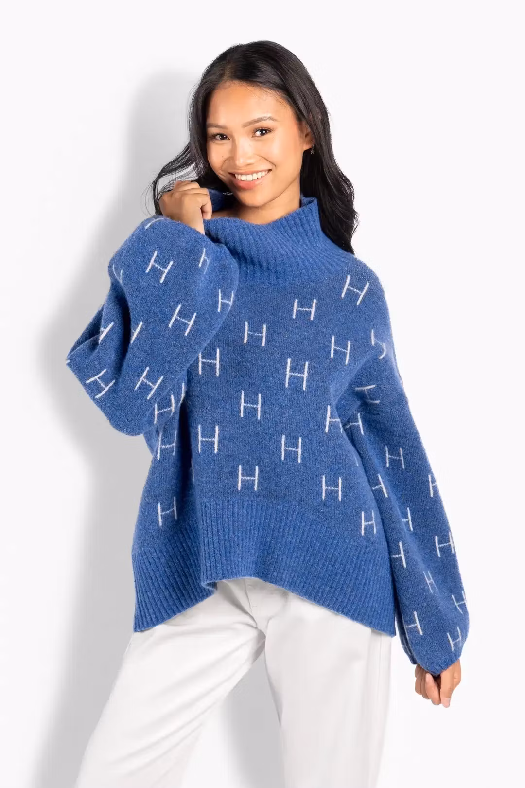 HÉST " Fam sweater" short, Blue Yonder
