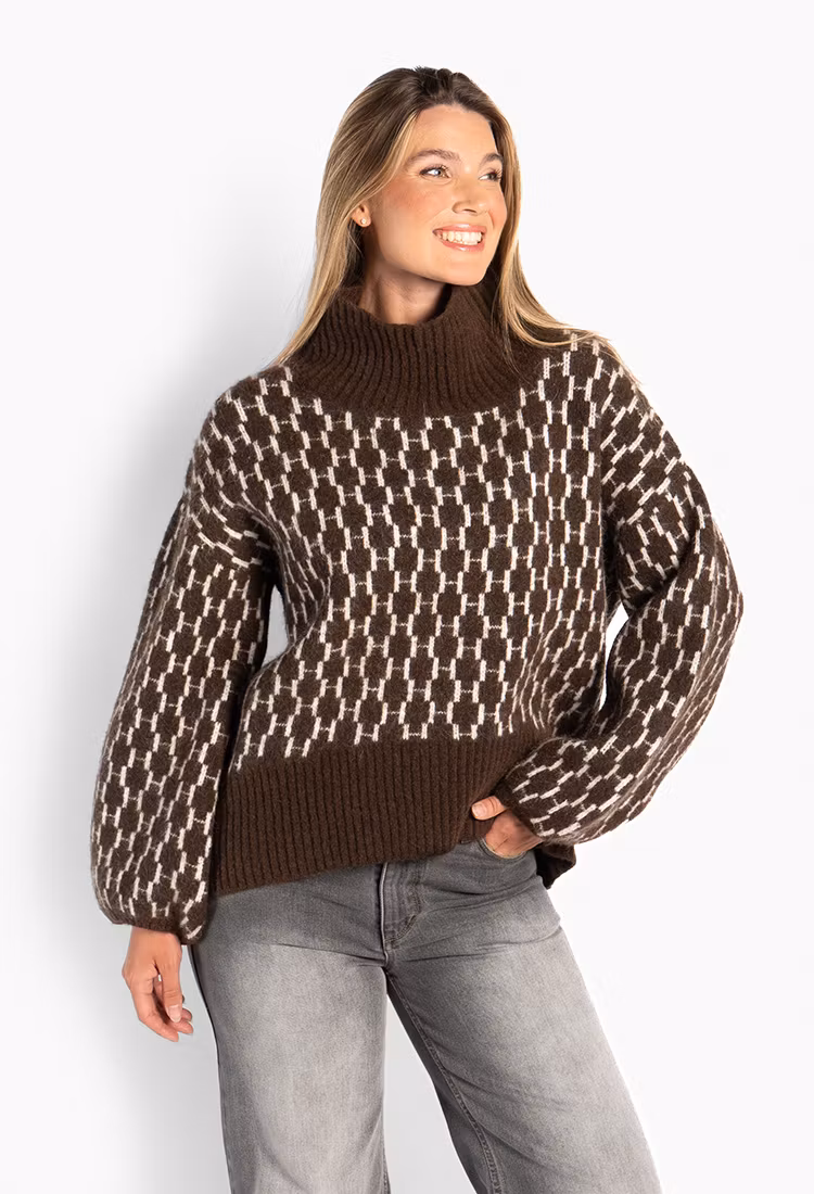 HÉST FAM "New Pattern ", Dark Earth