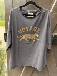 Oui top " Voyage"  , washed out black