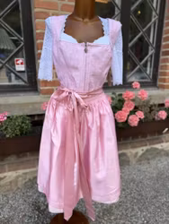 Marjo " Neubiberg " , Puderrosa